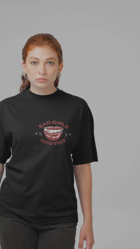 "Rebel Queen" Oversized T-Shirt